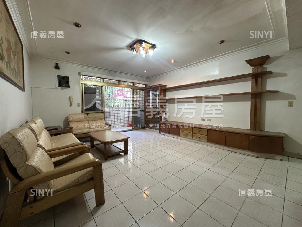綠意靜謐方正美寓房屋室內格局與周邊環境