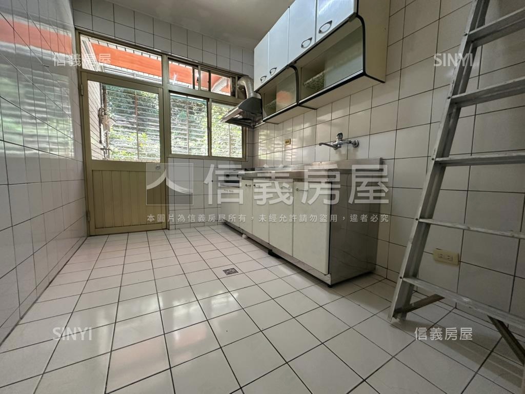 綠意靜謐方正美寓房屋室內格局與周邊環境