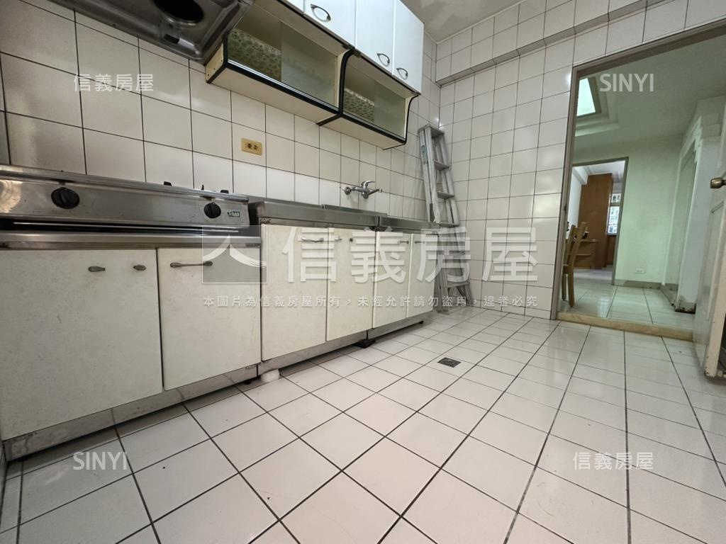 綠意靜謐方正美寓房屋室內格局與周邊環境