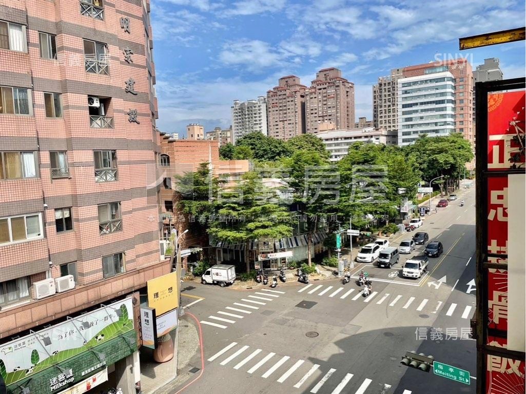 正學士路大透天房屋室內格局與周邊環境