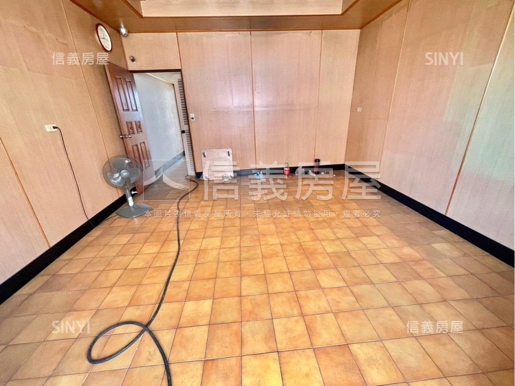 正學士路大透天房屋室內格局與周邊環境