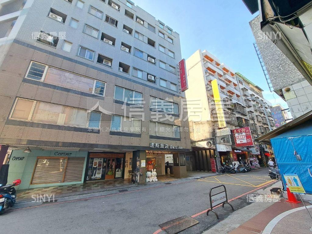 逢甲商圈透天金店面房屋室內格局與周邊環境