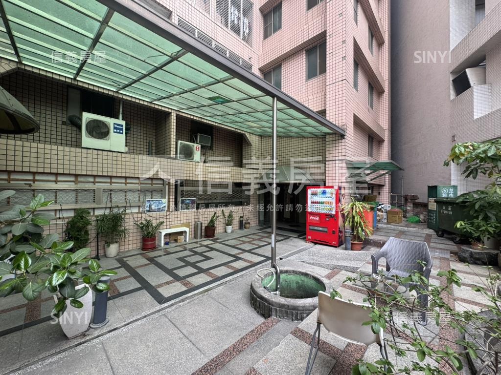 勤美旁採光套房房屋室內格局與周邊環境
