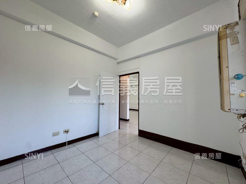 橘郡稀有大一房房屋室內格局與周邊環境