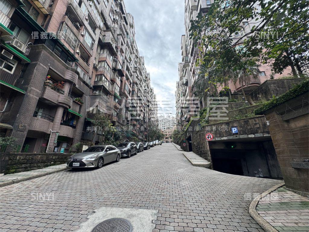 橘郡稀有大一房房屋室內格局與周邊環境