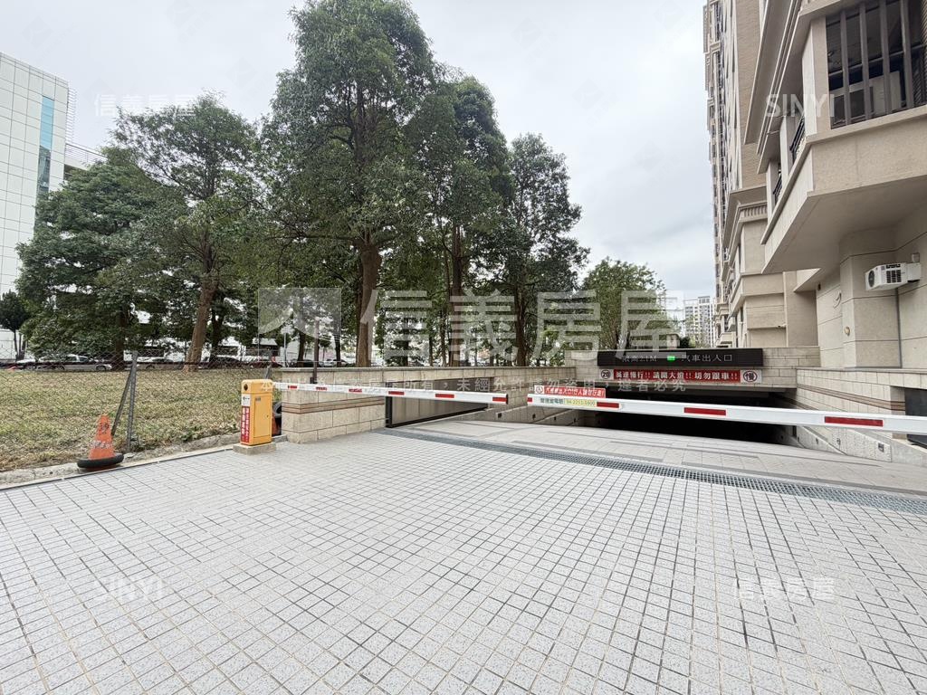 推近台中車站大兩房平車位房屋室內格局與周邊環境