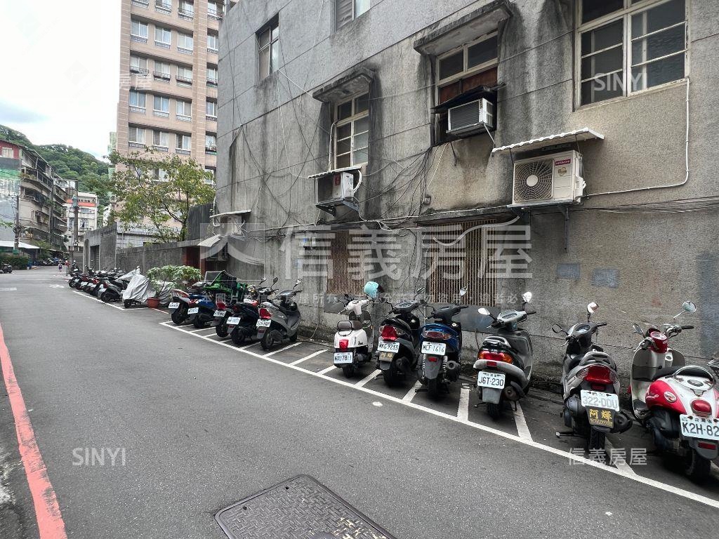 中和近烘爐地土地房屋室內格局與周邊環境