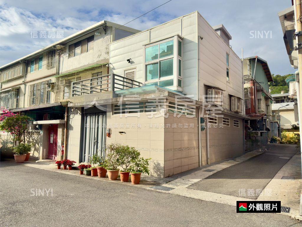 唭哩岸｜邊間日光墅房屋室內格局與周邊環境