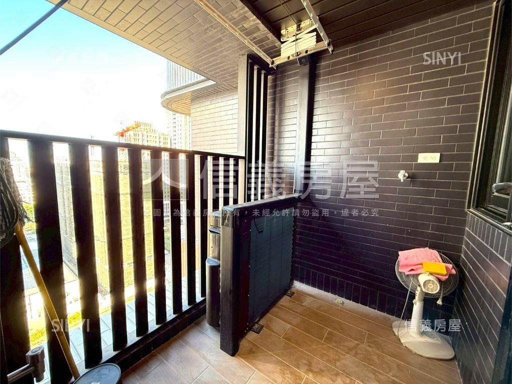 愛琴海。全新裝潢品味人生房屋室內格局與周邊環境