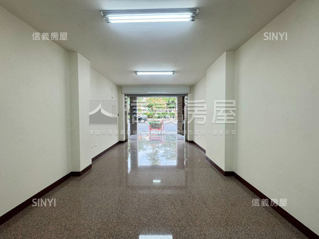 近哈瑪星捷運站文青透店房屋室內格局與周邊環境