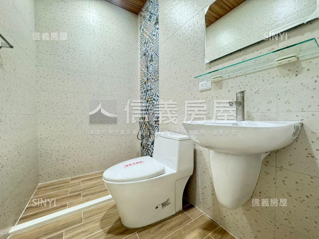 近哈瑪星捷運站文青透店房屋室內格局與周邊環境