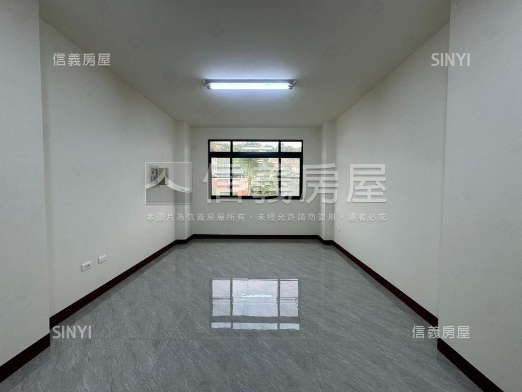 近哈瑪星捷運站文青透店房屋室內格局與周邊環境