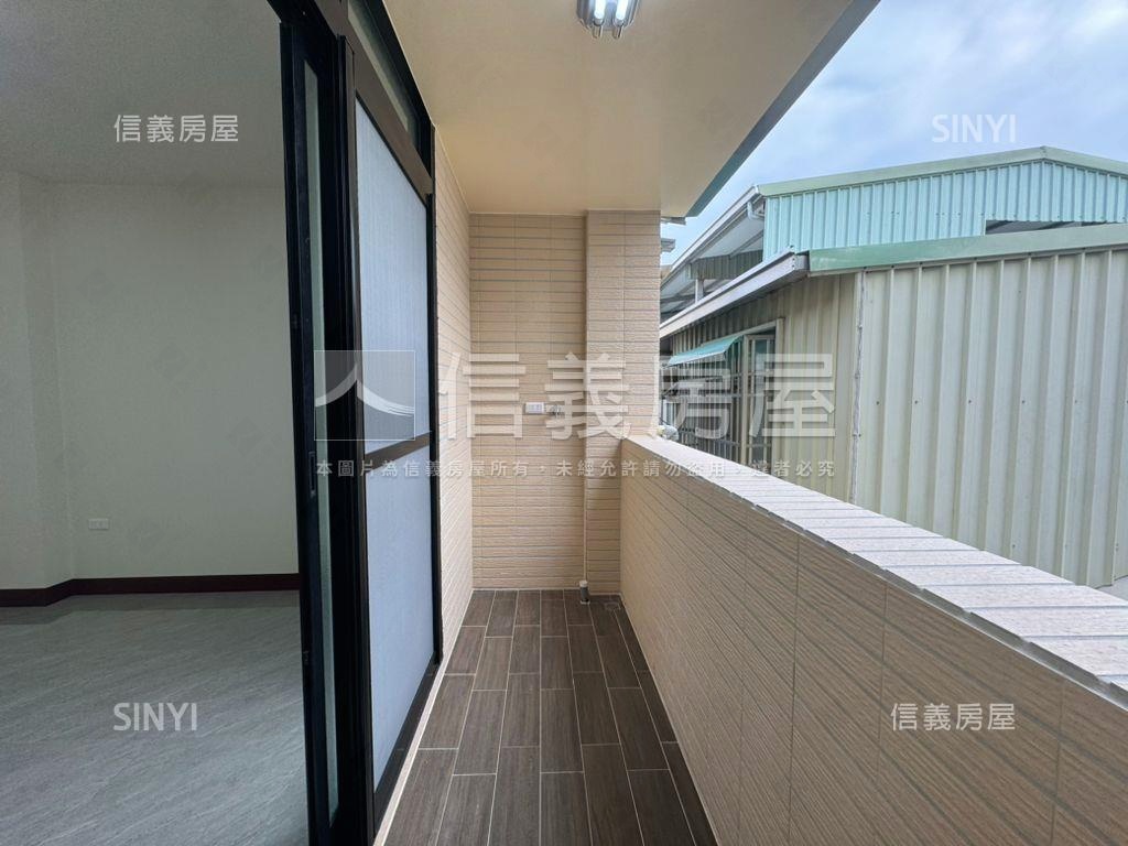 近哈瑪星捷運站文青透店房屋室內格局與周邊環境