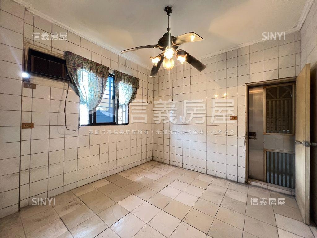 【近中港國小】大戶豪邸房屋室內格局與周邊環境