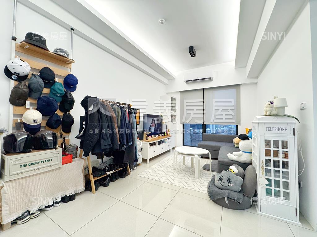 專任慕嵐邊間二房車位房屋室內格局與周邊環境