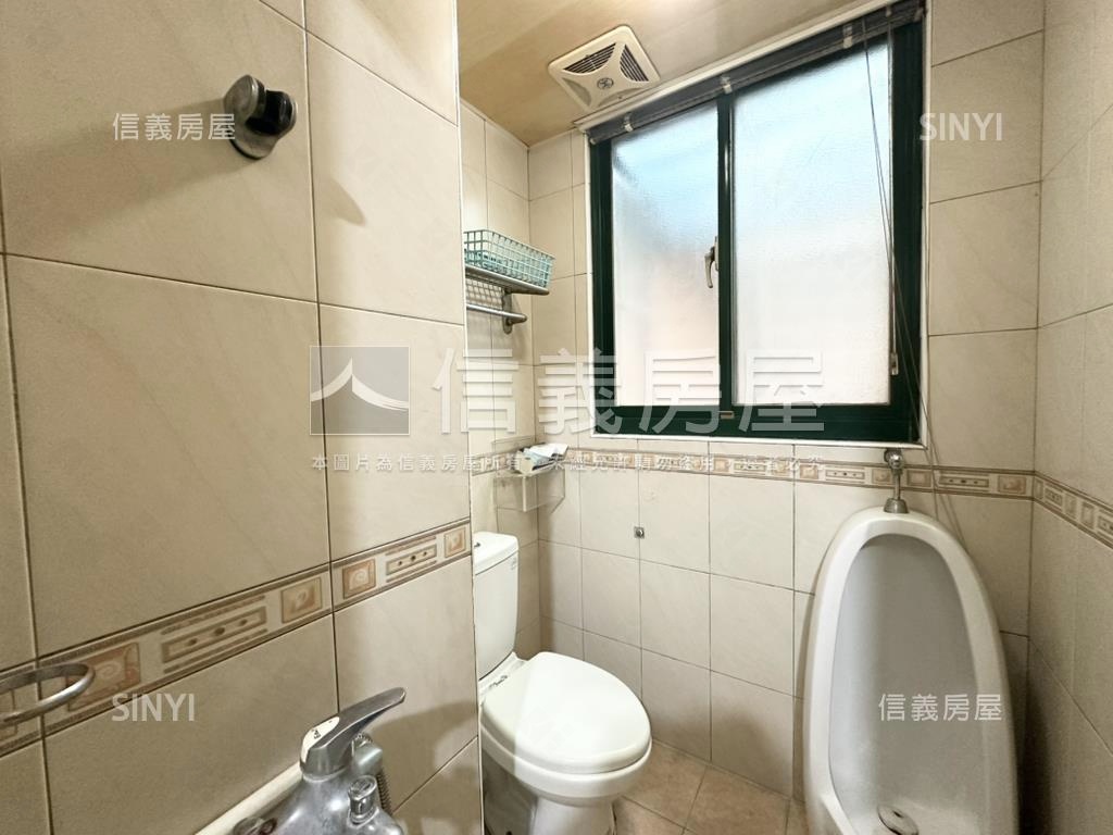 近Ｙ２２大空間４房車位房屋室內格局與周邊環境