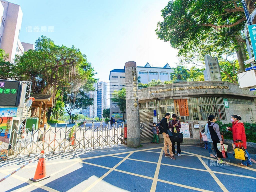 【土城站】方正四房公寓房屋室內格局與周邊環境