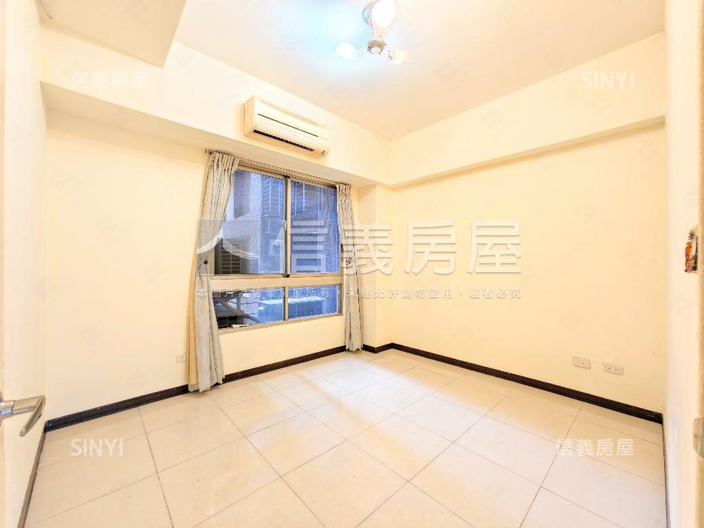 看山宜人太陽城經典四房房屋室內格局與周邊環境