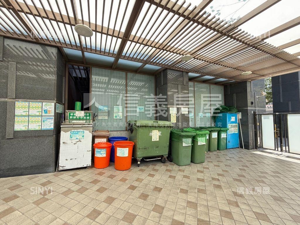 夯葳格水蓮７期三房平車房屋室內格局與周邊環境