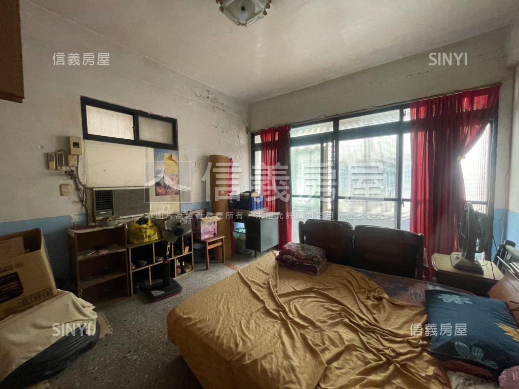 近中興大學邊間低總價透天房屋室內格局與周邊環境
