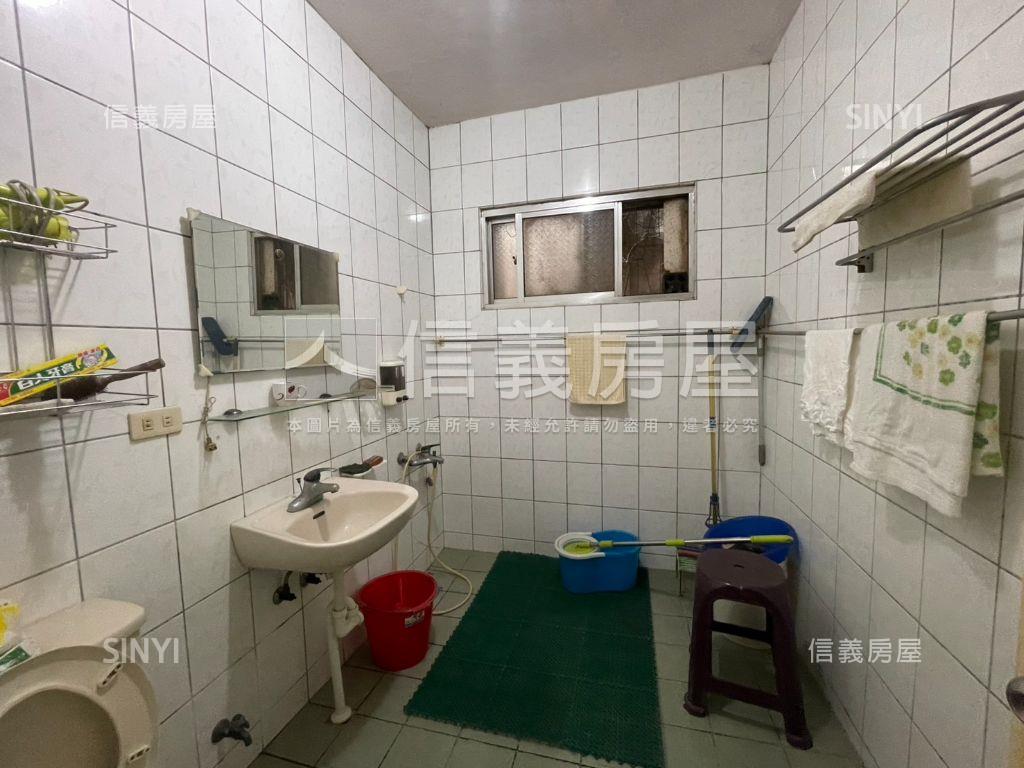 近中興大學邊間低總價透天房屋室內格局與周邊環境