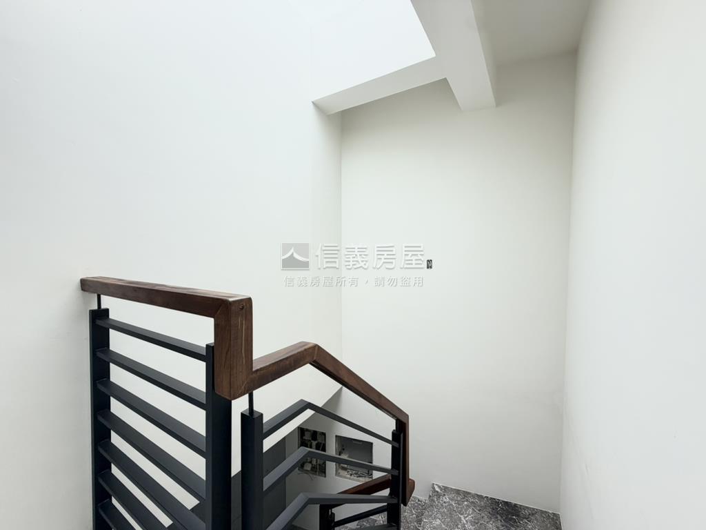永康｜約百坪電梯豪墅房屋室內格局與周邊環境