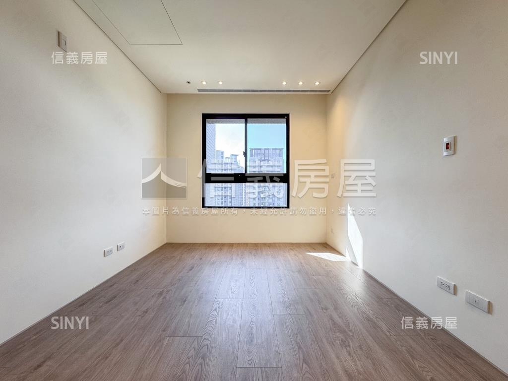 元城上階綠兩房雙衛浴平車房屋室內格局與周邊環境