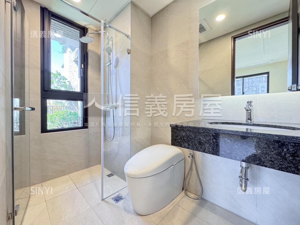 元城上階綠兩房雙衛浴平車房屋室內格局與周邊環境