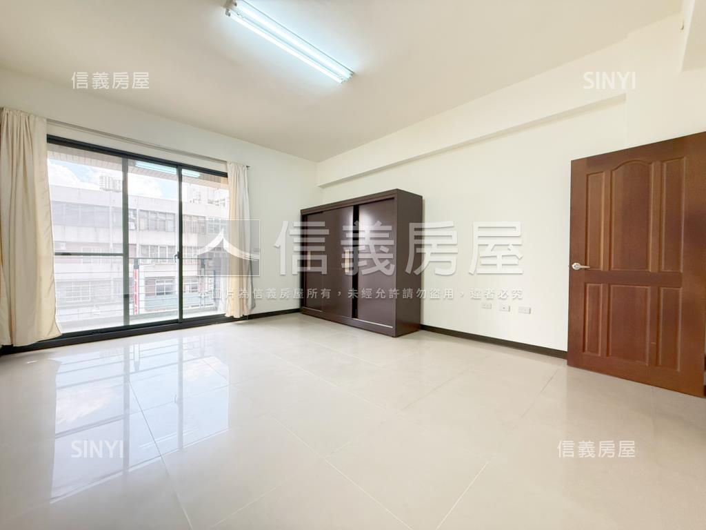 正復興路震後臨路透店房屋室內格局與周邊環境