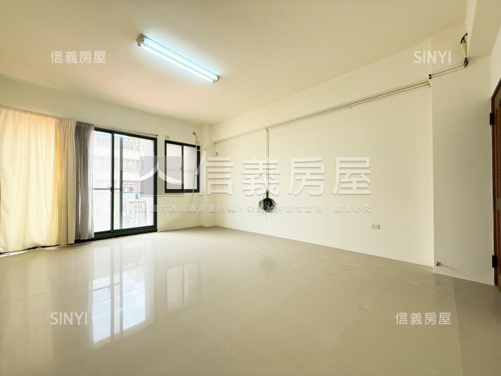 正復興路震後臨路透店房屋室內格局與周邊環境