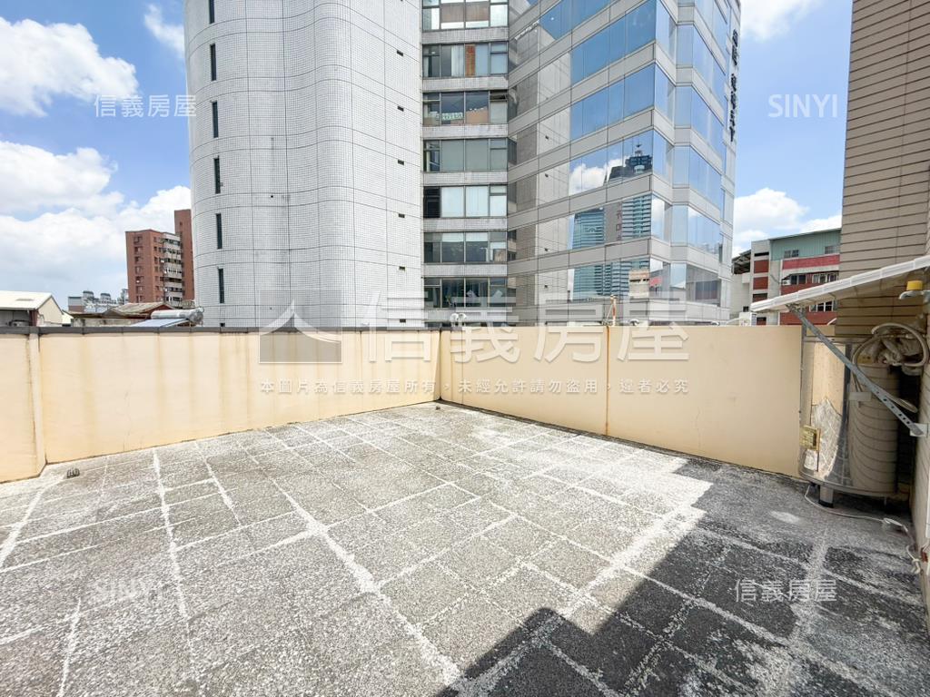 正復興路震後臨路透店房屋室內格局與周邊環境