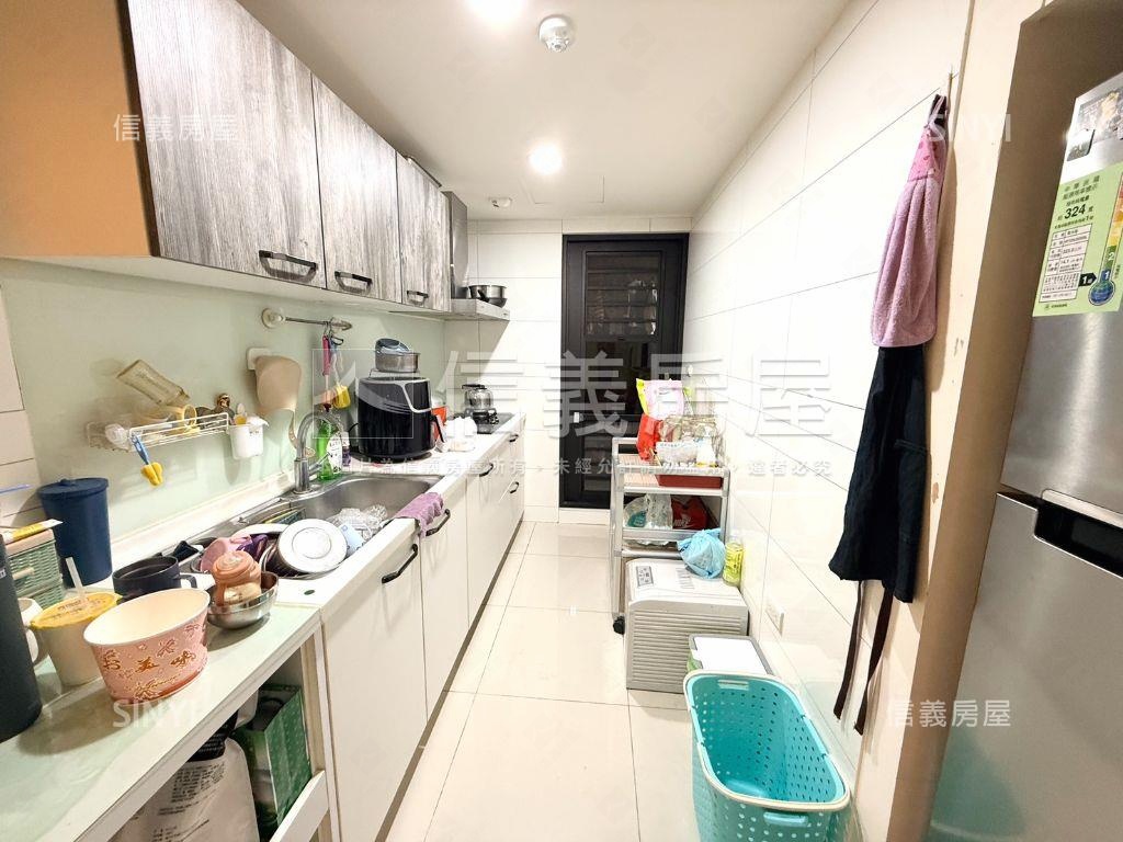 仁武莫內花園樹景三房平車房屋室內格局與周邊環境