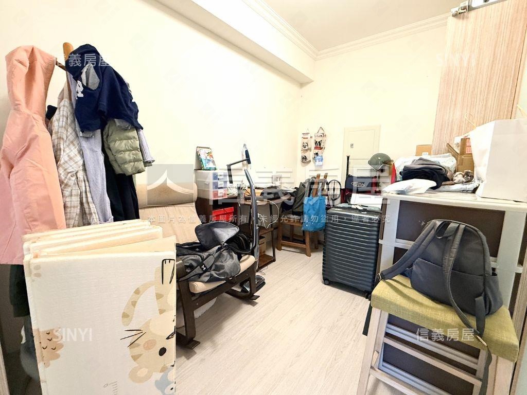 仁武莫內花園樹景三房平車房屋室內格局與周邊環境