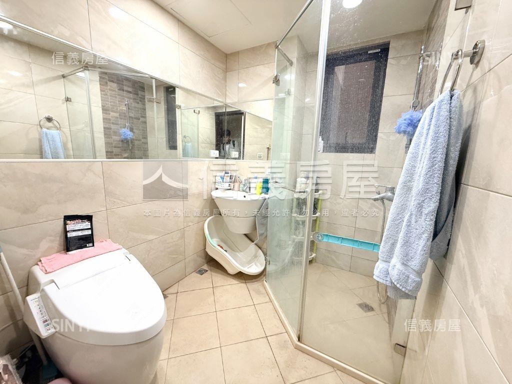 仁武莫內花園樹景三房平車房屋室內格局與周邊環境