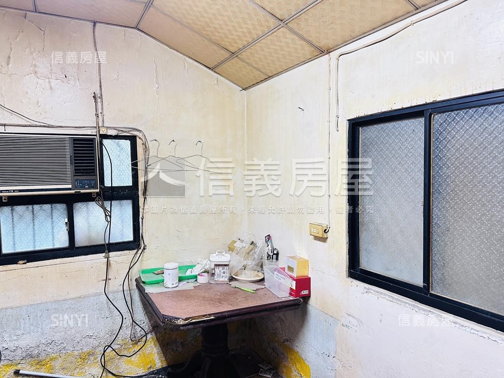 近舊社國小住一土地房屋室內格局與周邊環境