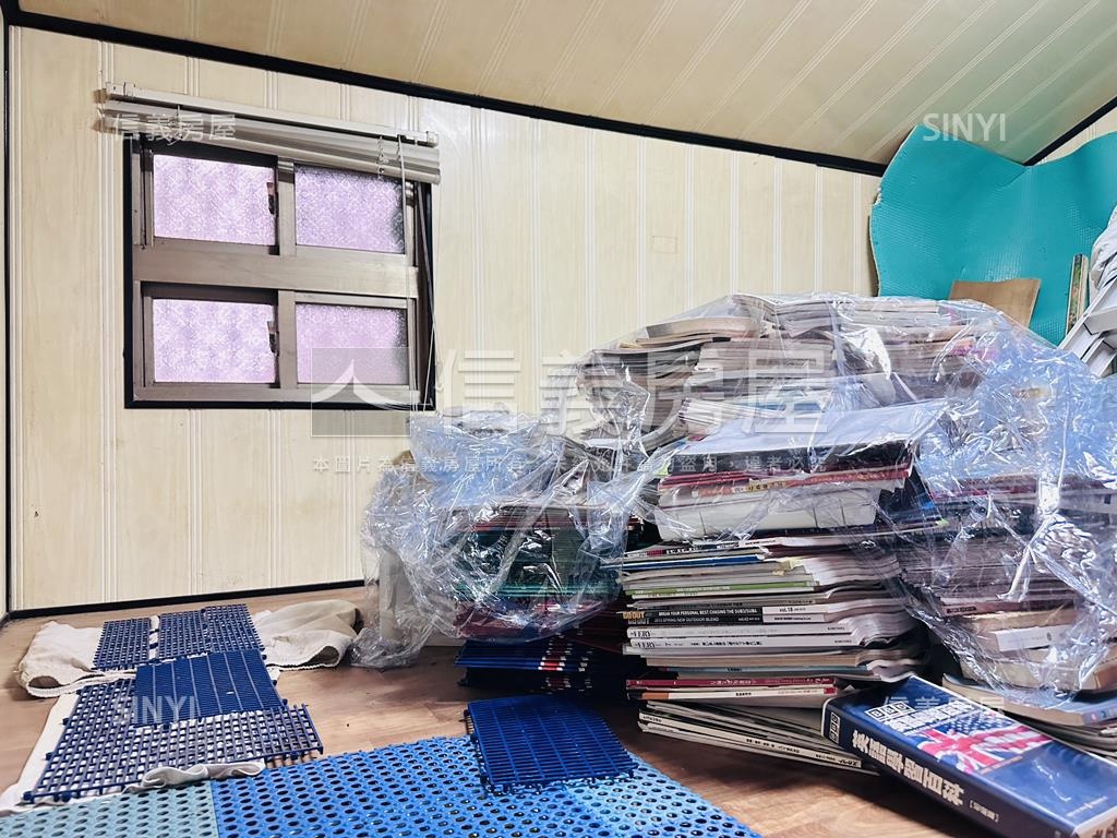 近舊社國小住一土地房屋室內格局與周邊環境