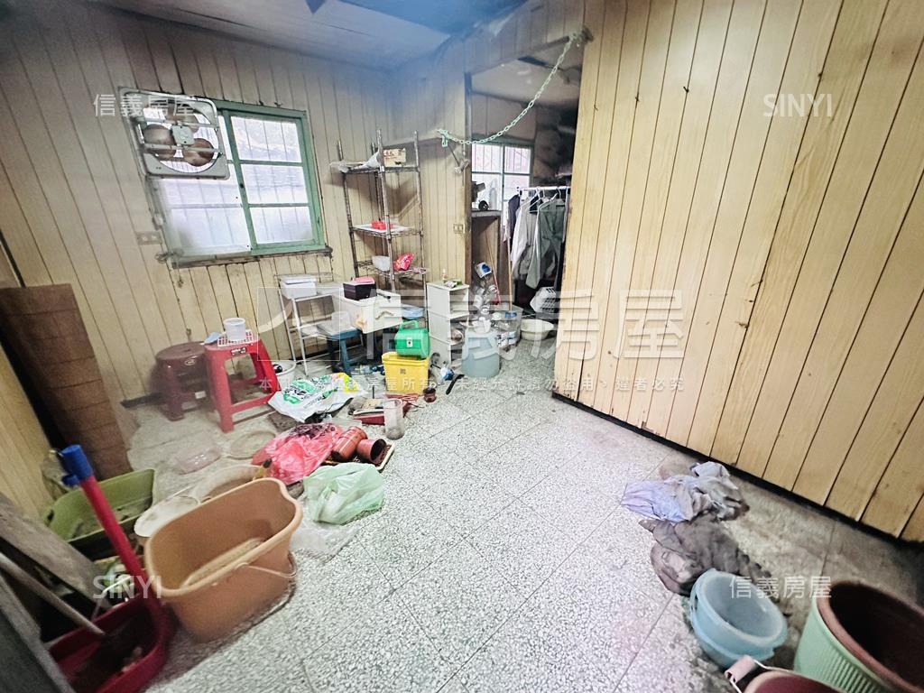 近舊社國小住一土地房屋室內格局與周邊環境