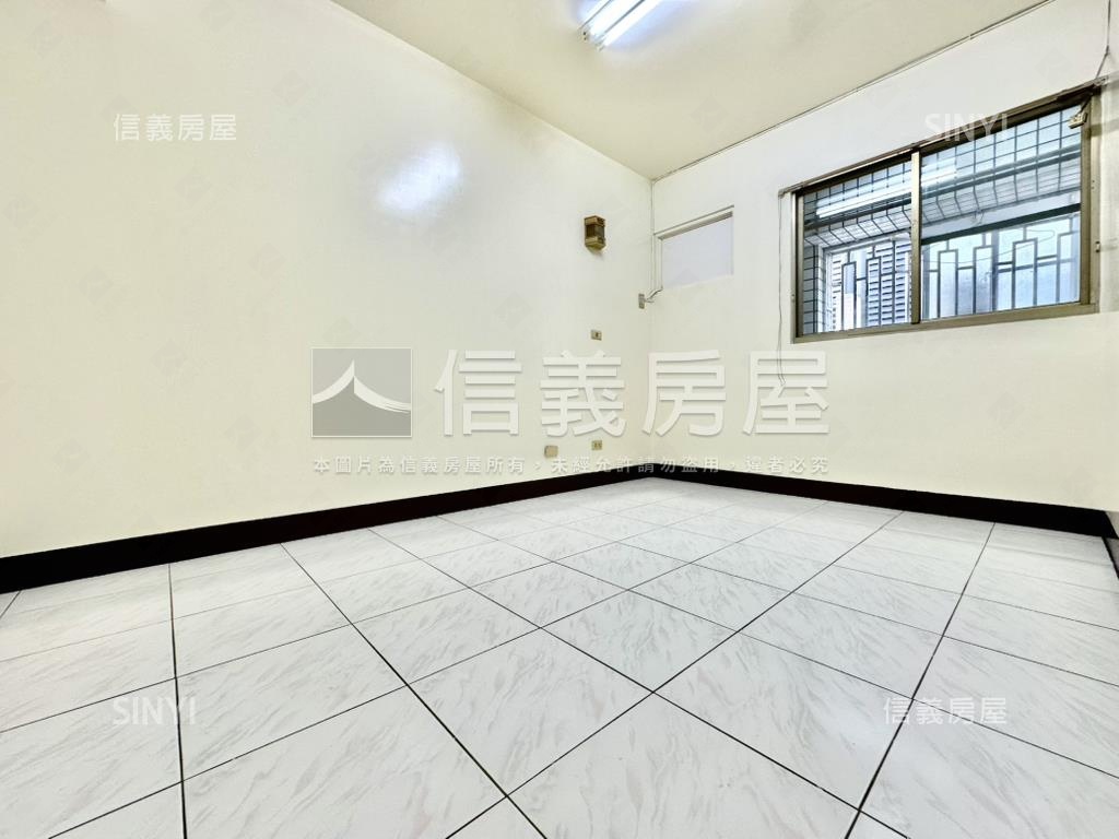 大灣國小｜溫馨三房平車房屋室內格局與周邊環境