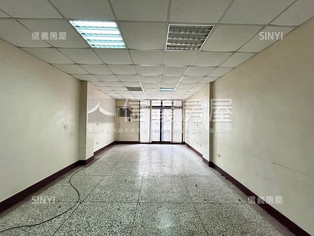 大業路朝南吃市透天店面房屋室內格局與周邊環境