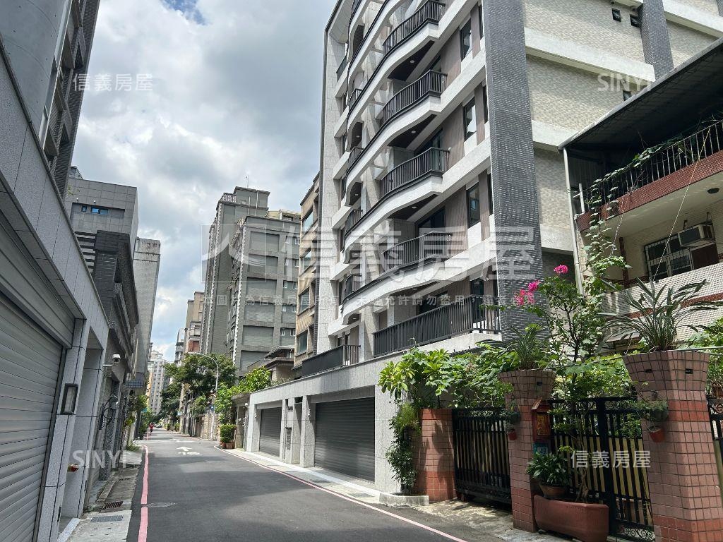 中央新村吉品美宅房屋室內格局與周邊環境