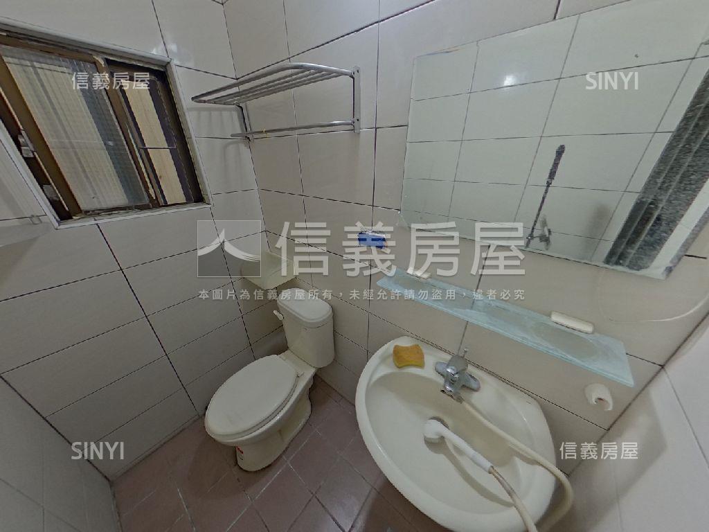 五甲國小．靜巷透天房屋室內格局與周邊環境