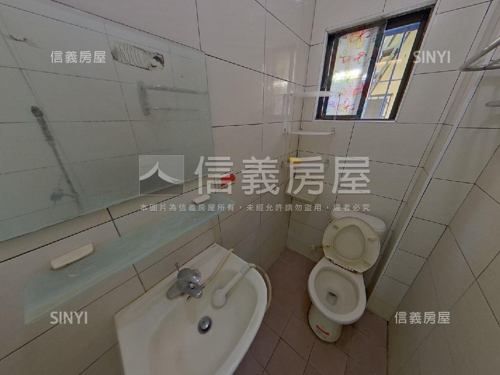 五甲國小．靜巷透天房屋室內格局與周邊環境