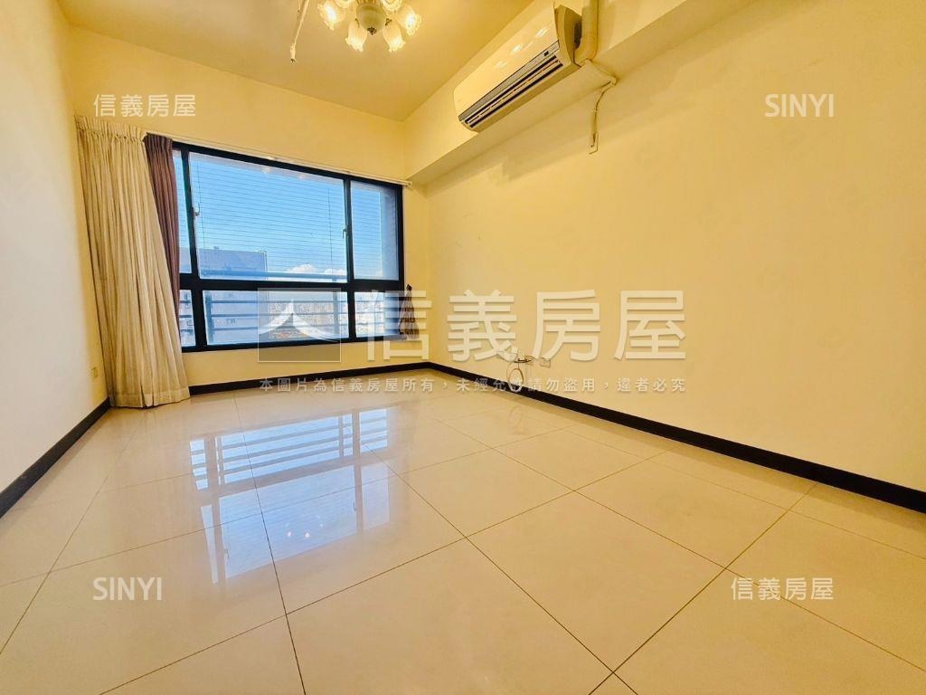 稀有萬事達兩房豪邸房屋室內格局與周邊環境
