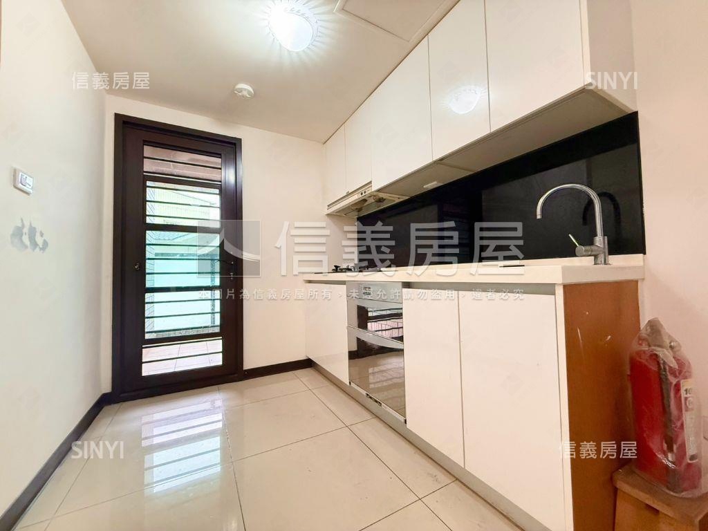 文華漾兩房車位房屋室內格局與周邊環境