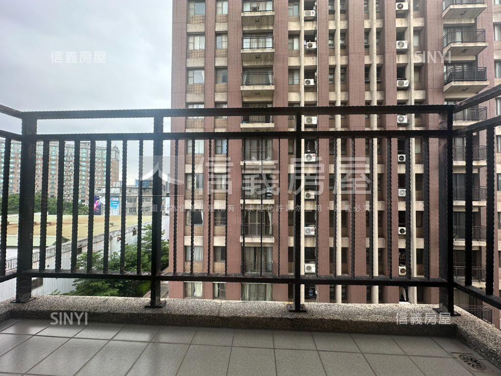 領航星世紀稀有釋出房屋室內格局與周邊環境
