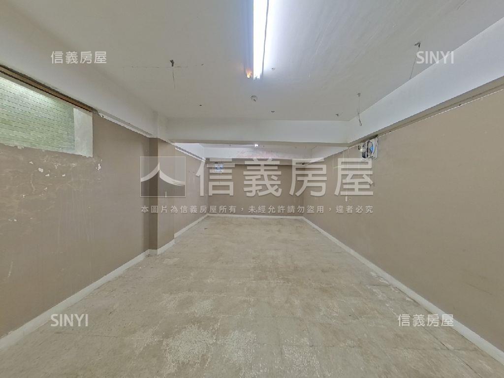 國泰東區一樓方便停車房屋室內格局與周邊環境