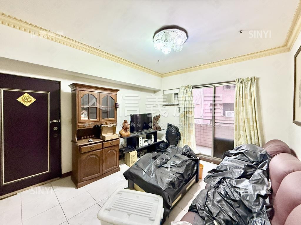 友友低總價成家三房平車房屋室內格局與周邊環境