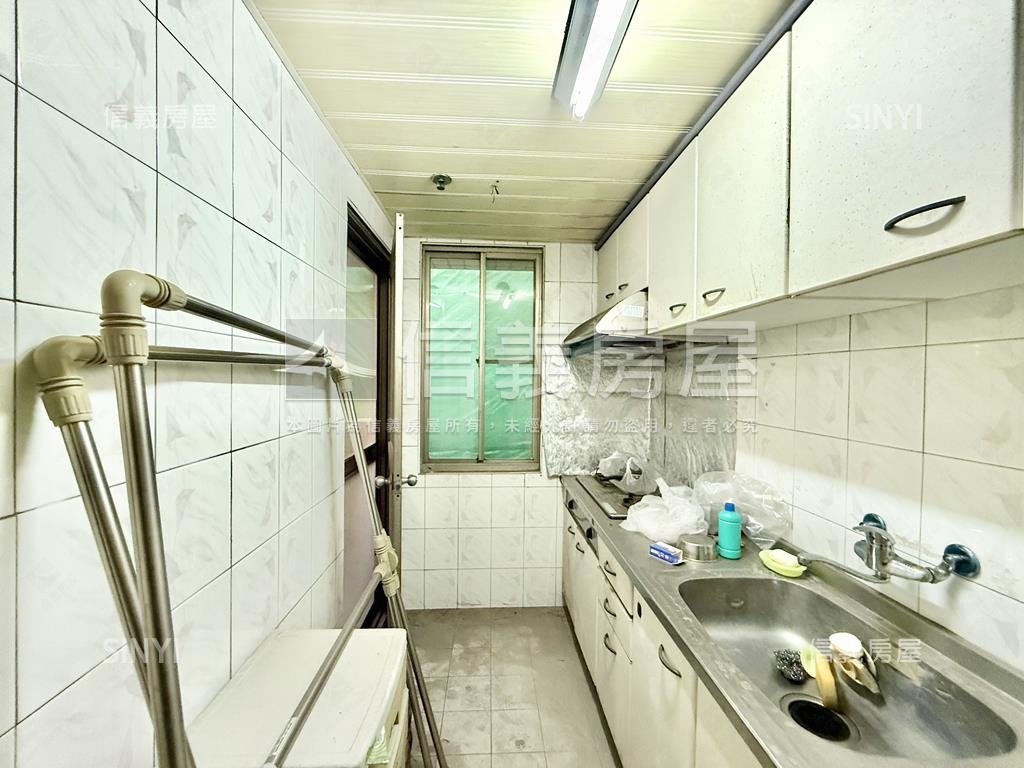 友友低總價成家三房平車房屋室內格局與周邊環境