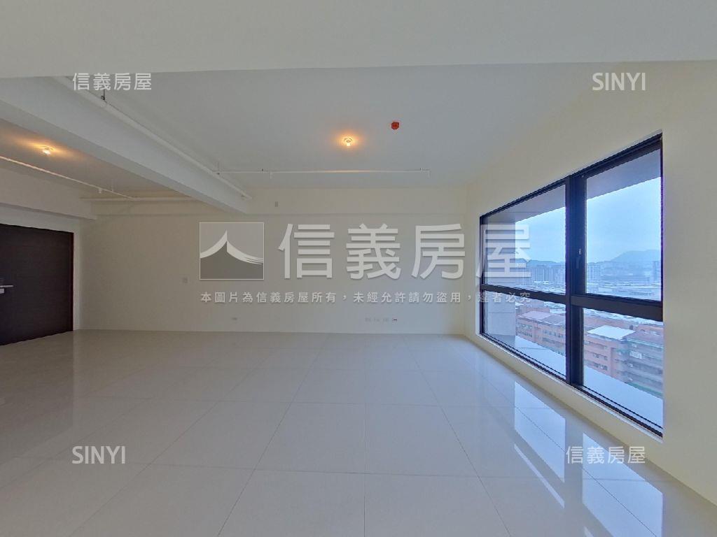 【ＶＲ】元首大道四房車位房屋室內格局與周邊環境