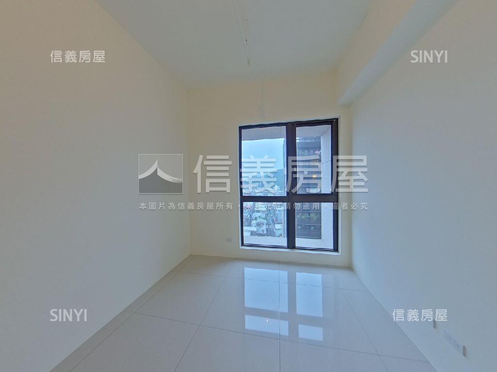 【ＶＲ】元首大道四房車位房屋室內格局與周邊環境